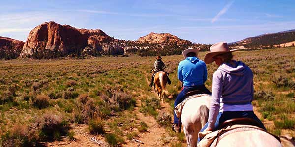 Utah Horseback Riding Vacations And Tours In The Canyonlands